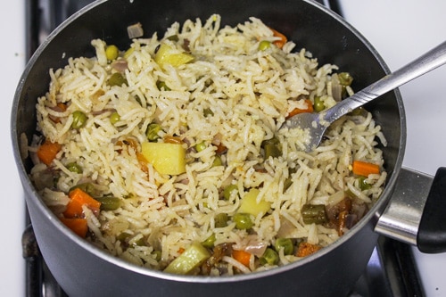 fluff up the veg pulao with fork