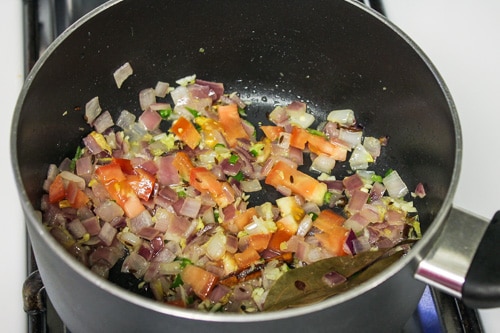 cooking tomatoes