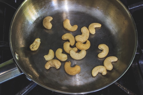 roasting cashews