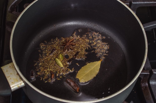 tempering whole spices