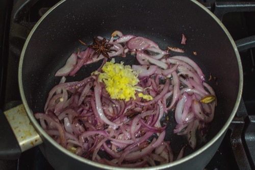 adding ginger garlic paste