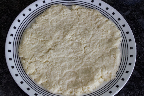 cooked sandesh mixture