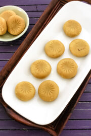 peda arranged in rectangle plate in a tray