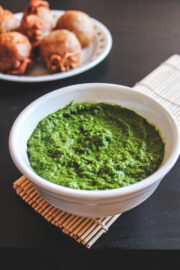 farali chutney in a bowl served with farali batata vada