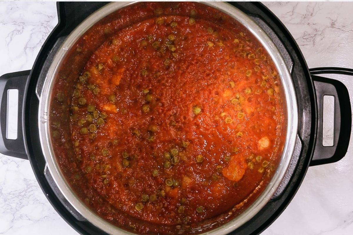 Cooking bhaji mixture in instant pot.